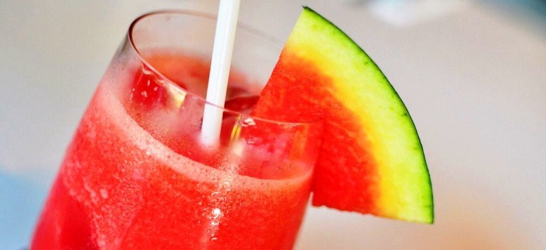 nước uống mùa hè